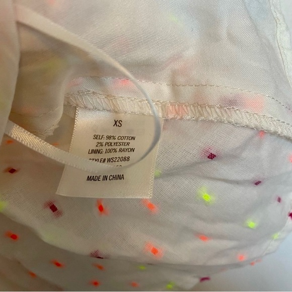 Mi Ami Ruffle Sleeve Double Lined Cream + Fluorescent
Blouse XS - Picture 2 of 4